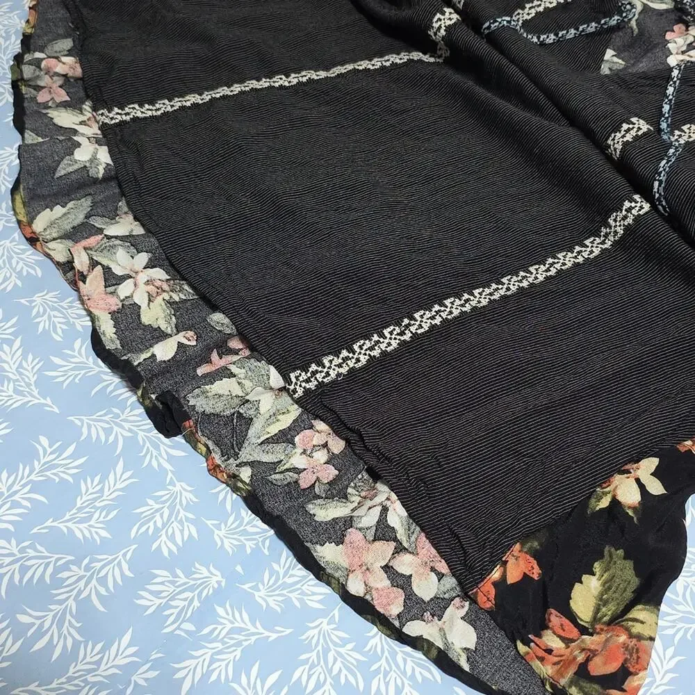 John Mark Sz M BOHO Grunge Goth Embroidered Tassels Black Dark Moody Floral Top - Picture 8 of 12